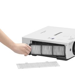 Лазерный проектор Panasonic PT-VMZ60 для переговорной
