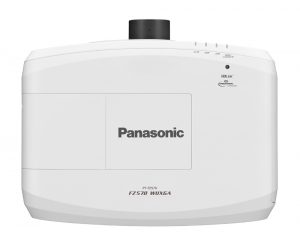 Недорогой проектор Panasonic PT-FZ570E