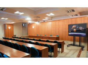 Стойка на колесах для интерактивных досок SR598