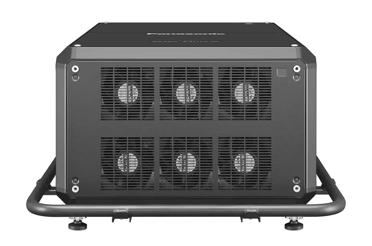 Panasonic PT-RQ50K — лазерный 4K-проектор 50 000 ANSI Лм для крупных инсталляций